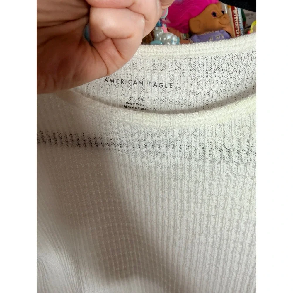 American Eagle Cream‎ Size Medium crop top - Picture 8 of 8